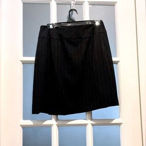 🖤 Black pinstripe skirt 🖤